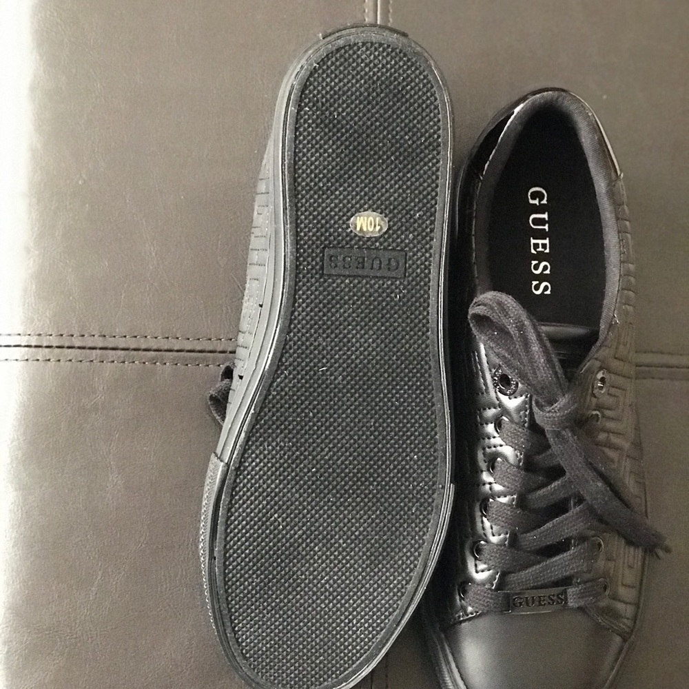 GUESS SHOES - Picture 3 of 5